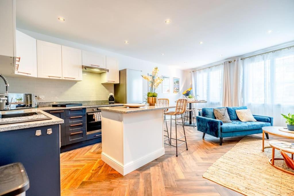Superbe Appartement Neuf, Climatise Centre Village Le Plan-de-la-Tour Экстерьер фото