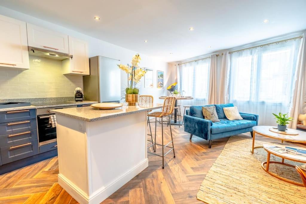 Superbe Appartement Neuf, Climatise Centre Village Le Plan-de-la-Tour Экстерьер фото