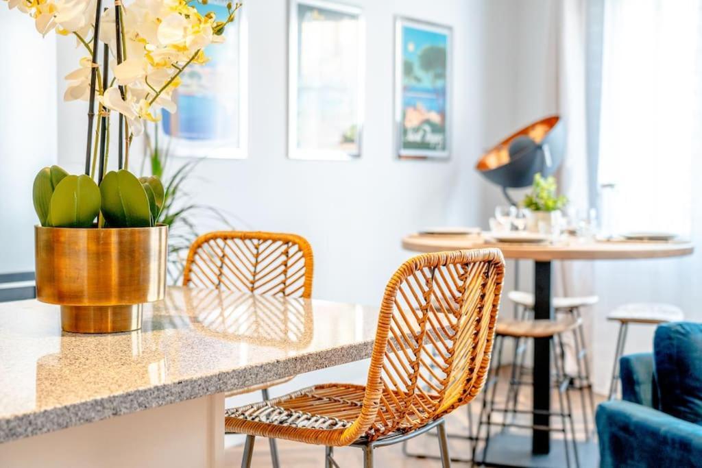 Superbe Appartement Neuf, Climatise Centre Village Le Plan-de-la-Tour Экстерьер фото